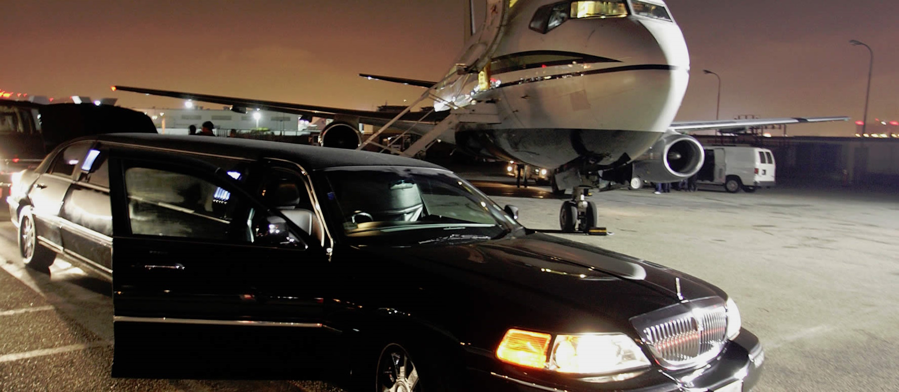 Airport Limousine Rental