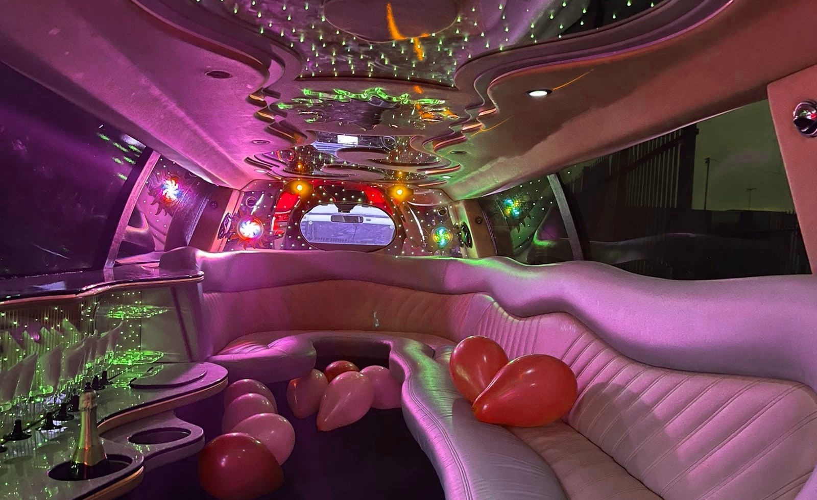 Dinner night limo rental